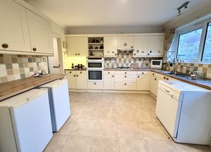 Photo 17- click for photo gallery